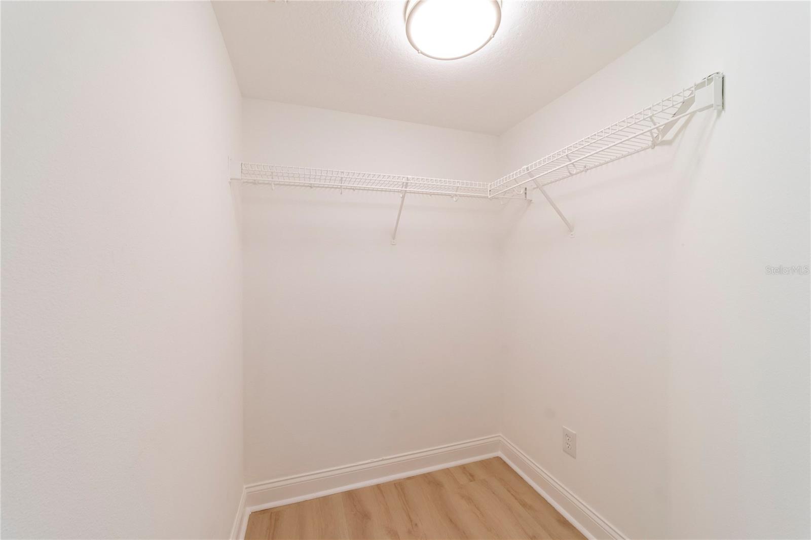 499 Julian Ln Property Photo 22