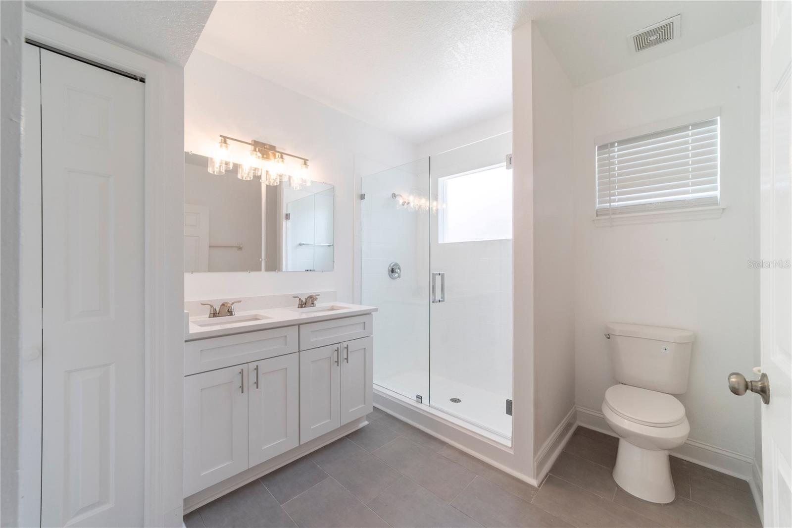 499 Julian Ln Property Photo 23