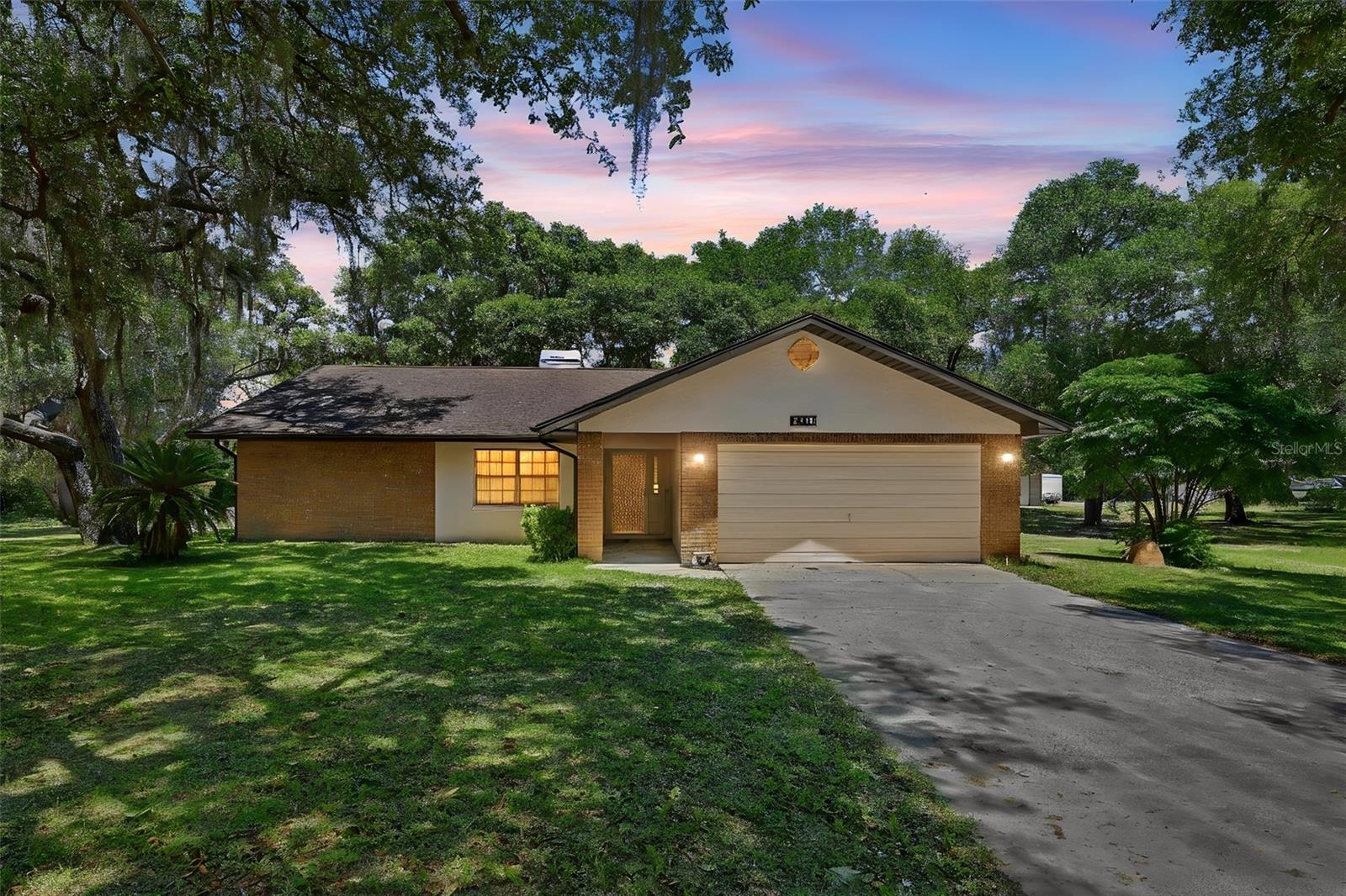 3915 S Spaniel Trl Property Photo 1