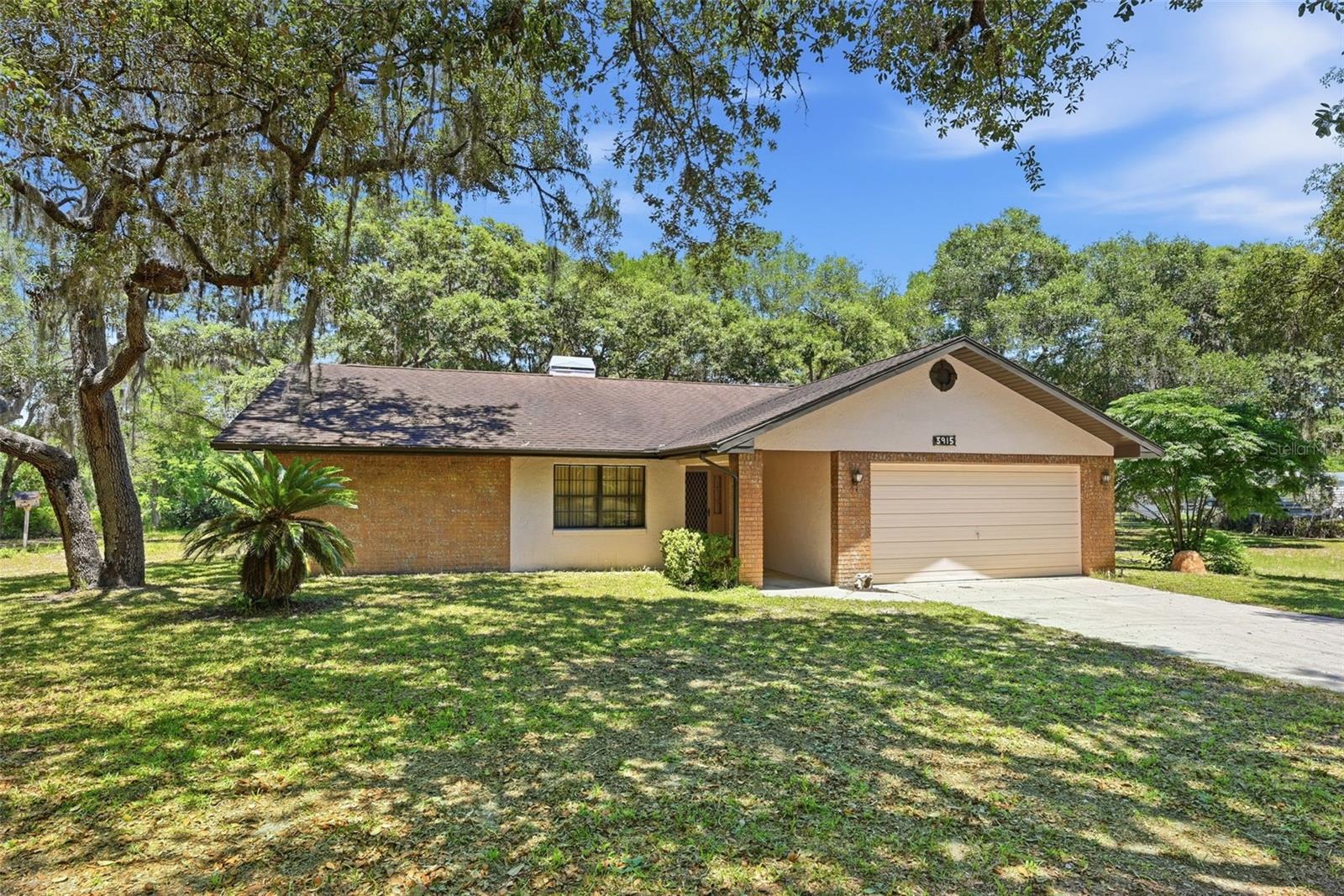 3915 S Spaniel Trl Property Photo 3