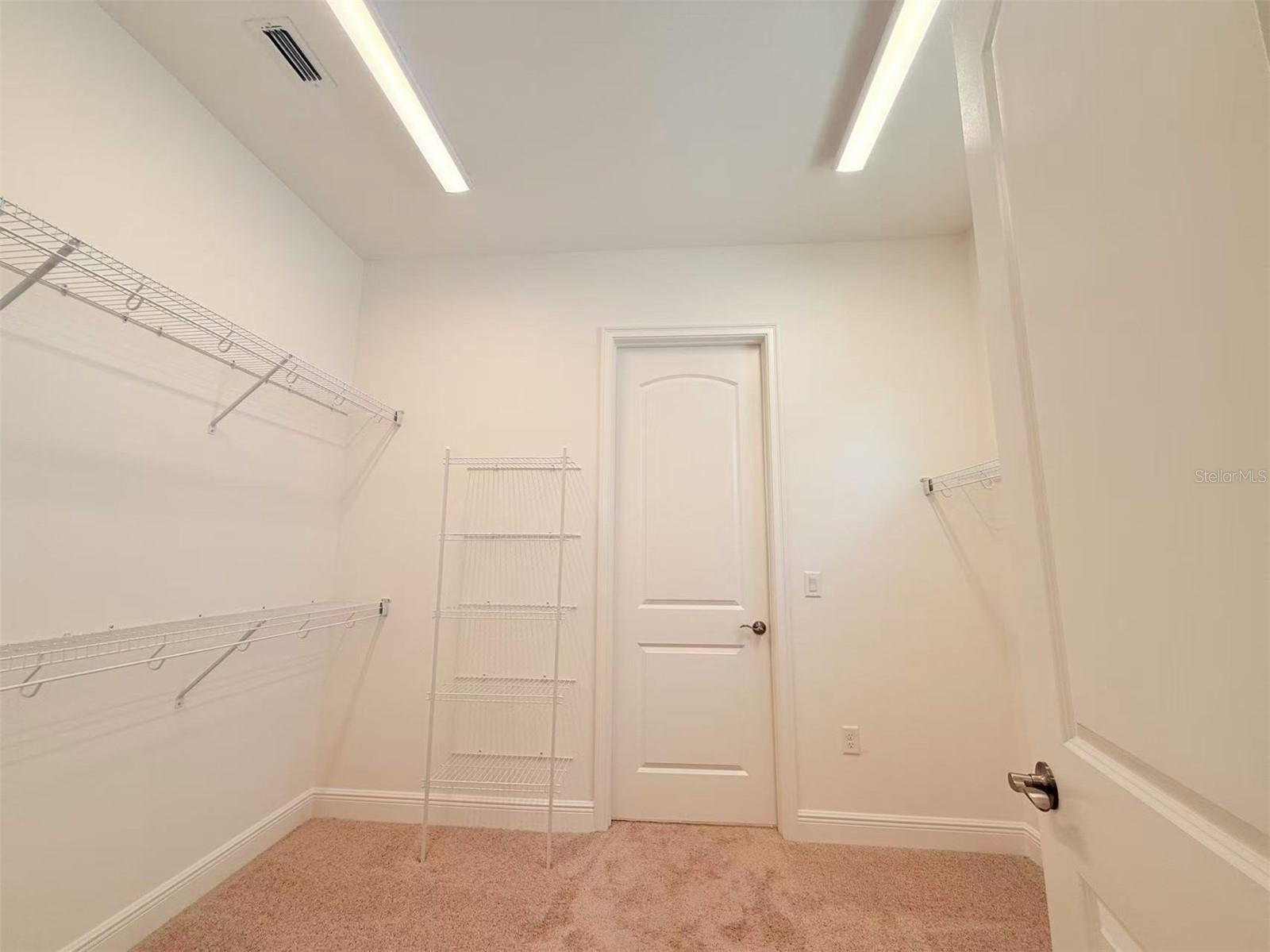 5019 Dancy Ln Property Photo 24