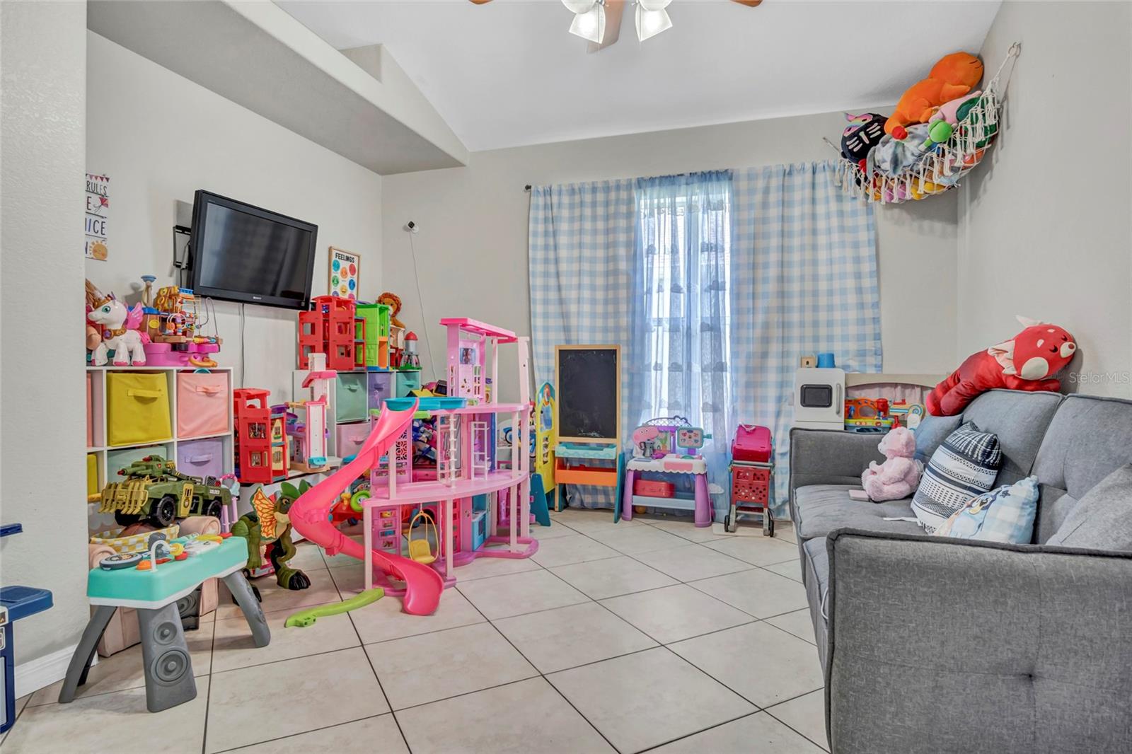 8335 Adele Rd Property Photo 19
