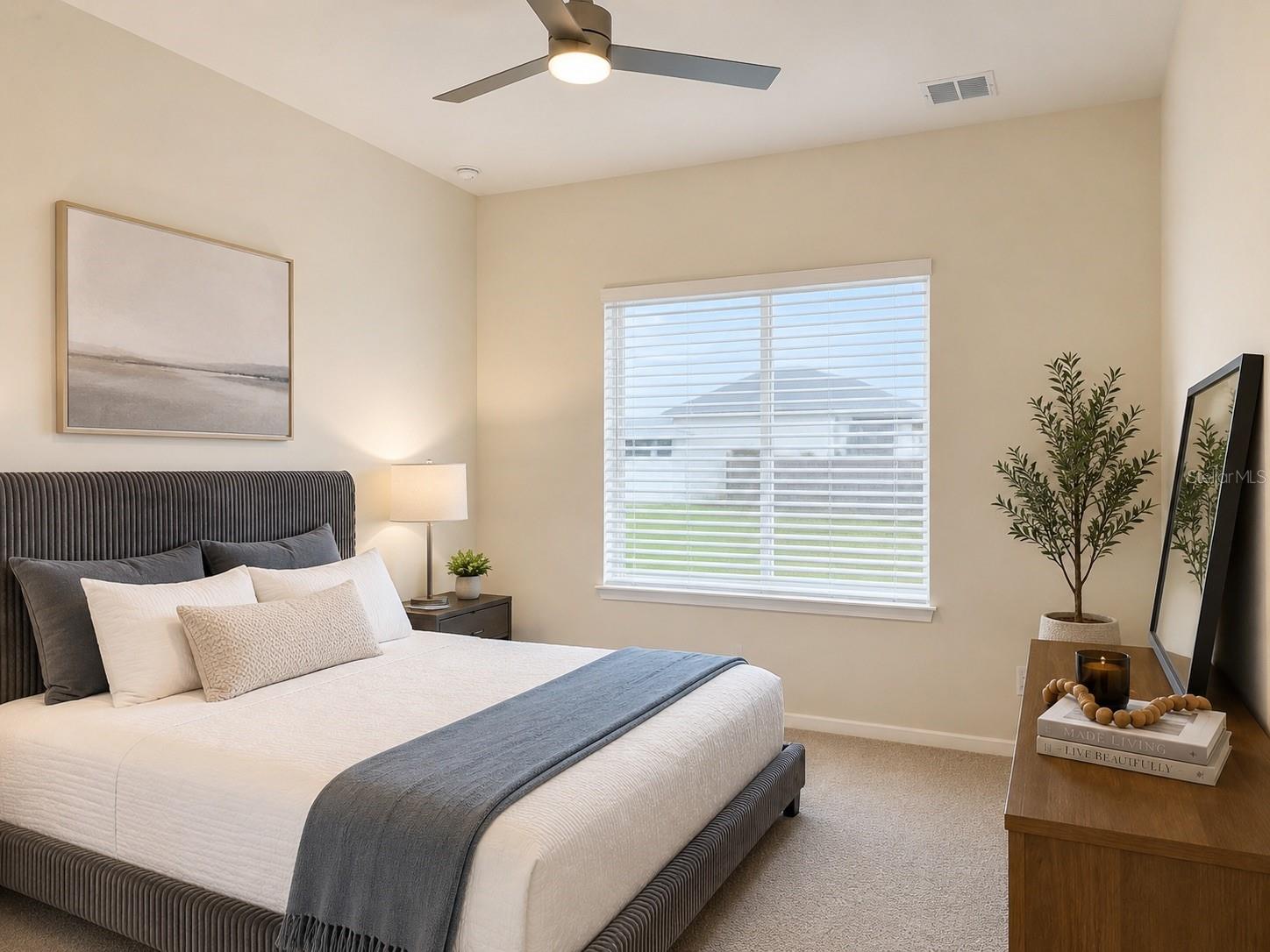 O6408647 Property Photo 6
