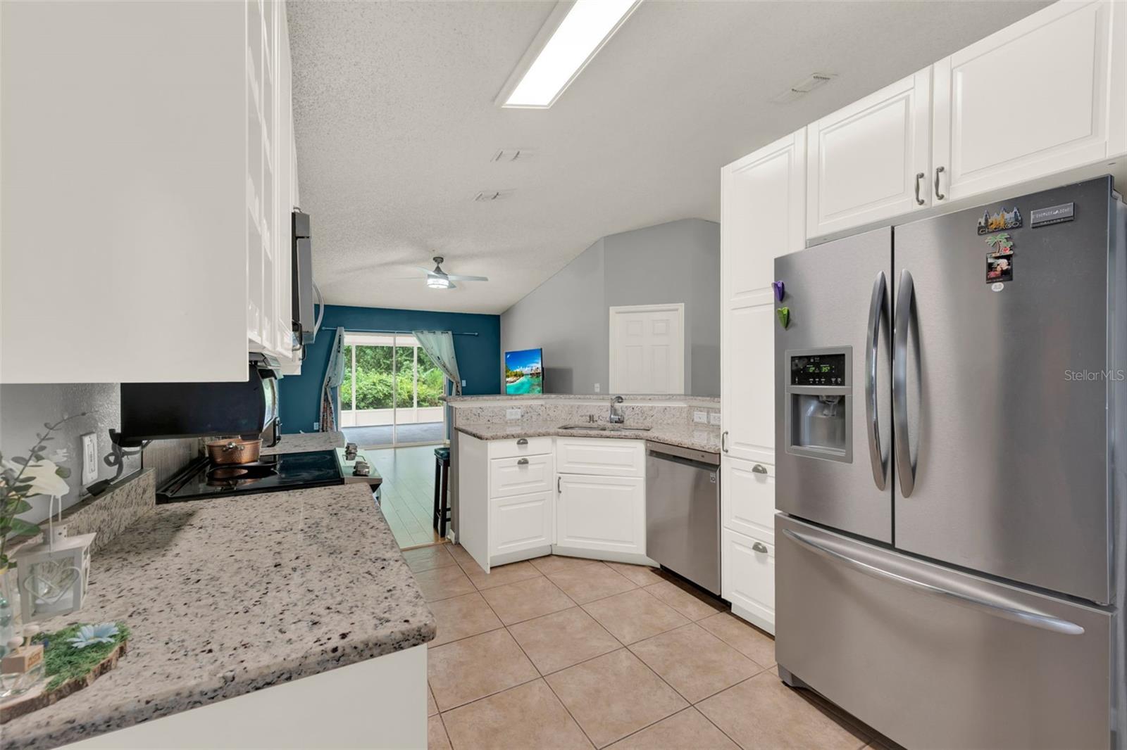 10707 Palaiseau Ct Property Photo 6