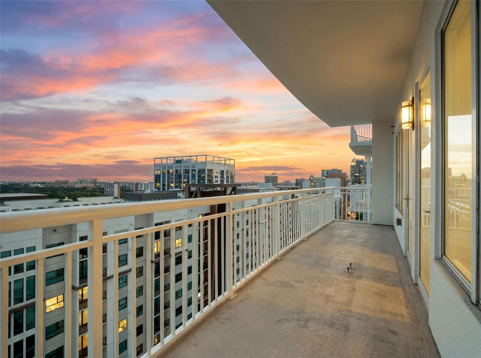 100 S Eola Dr #1609 Property Photo 2