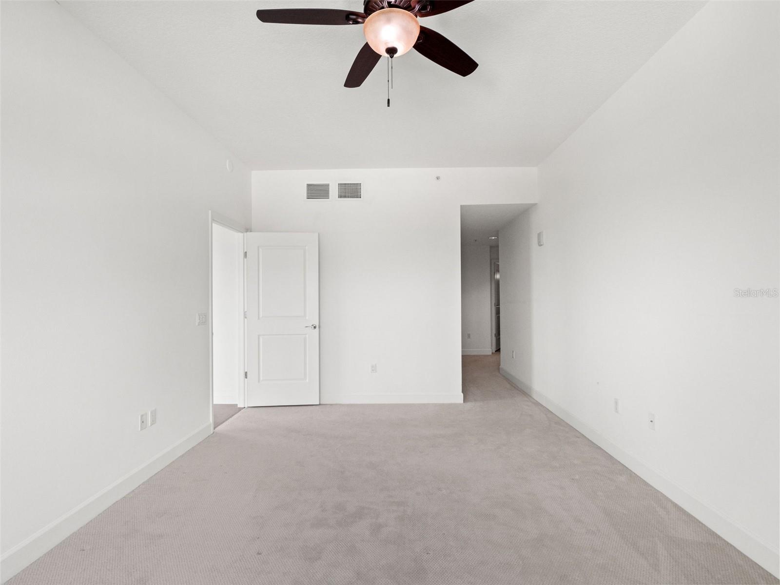 100 S Eola Dr #1609 Property Photo 15