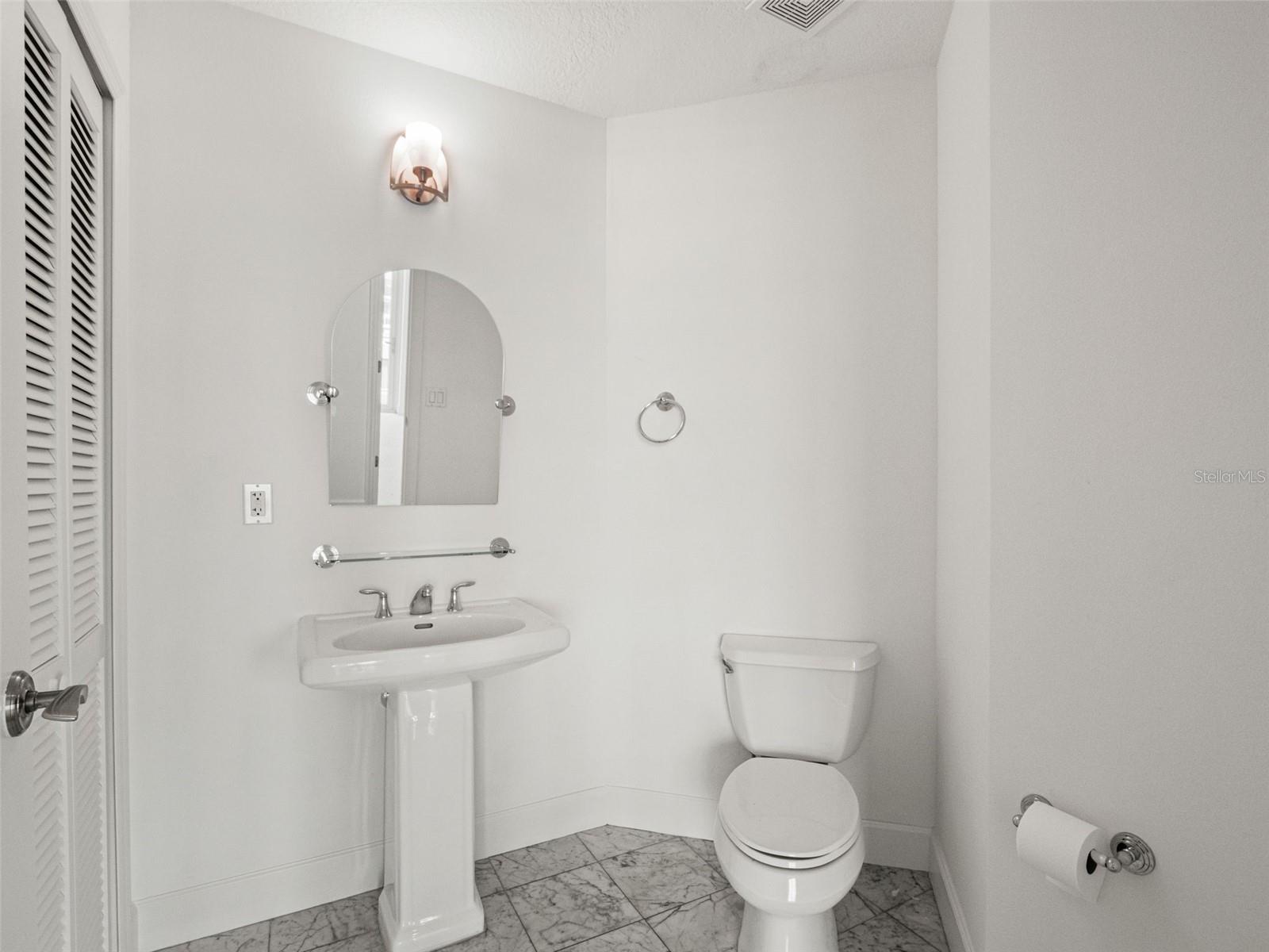 100 S Eola Dr #1609 Property Photo 22