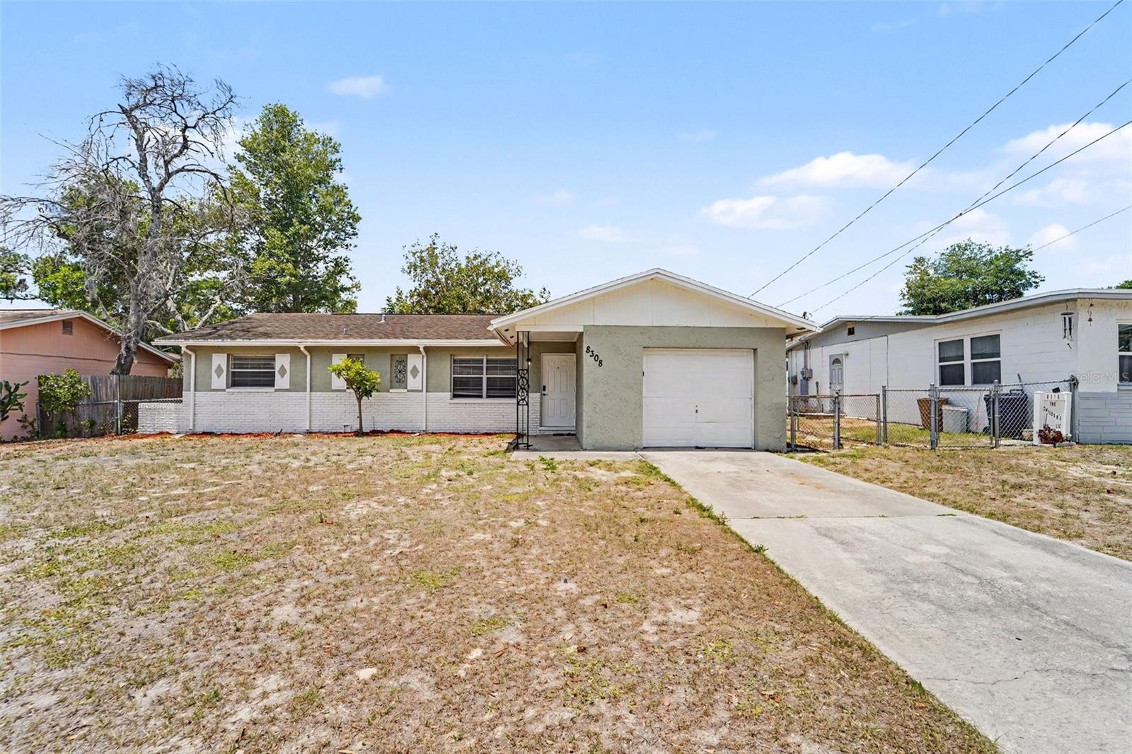 8308 Oleander Ln Property Photo 1