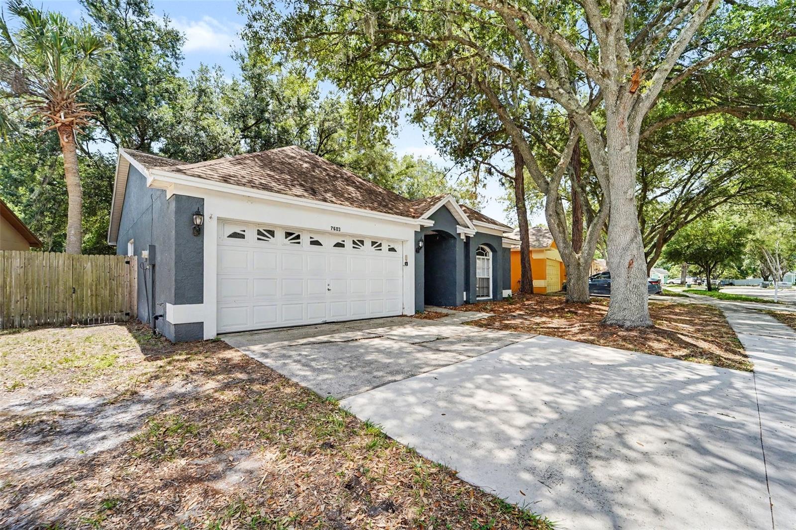 7603 SAVANNAH LN