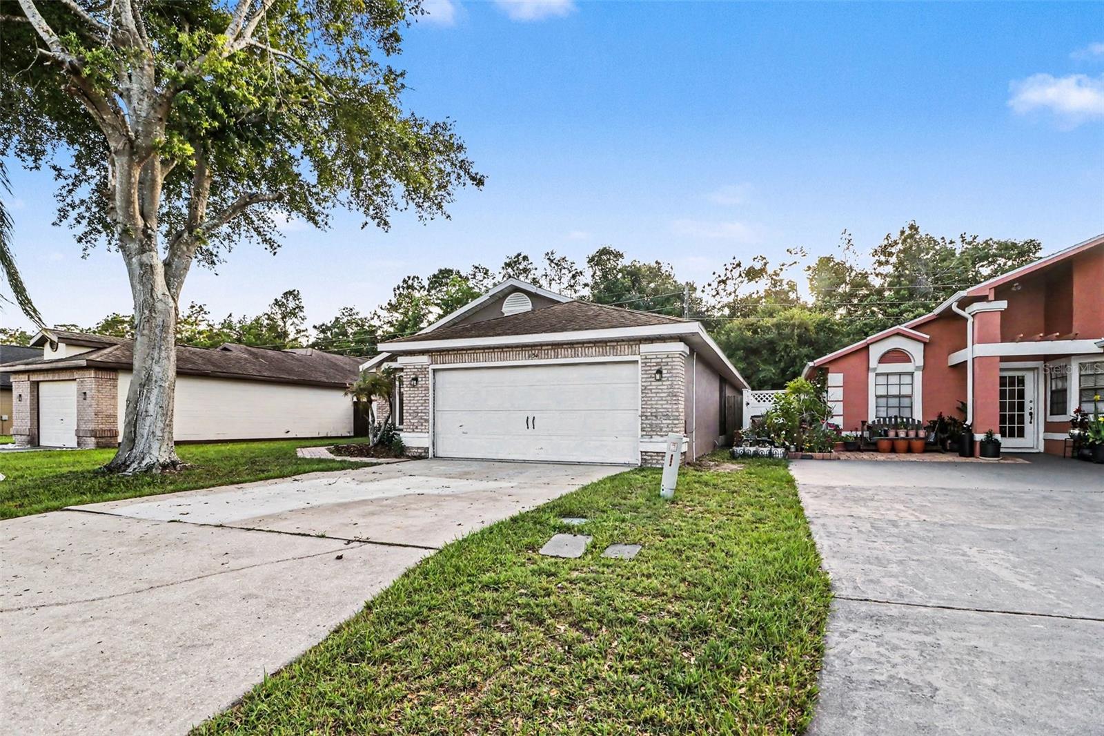 134 Coralwood Cir Property Photo 1