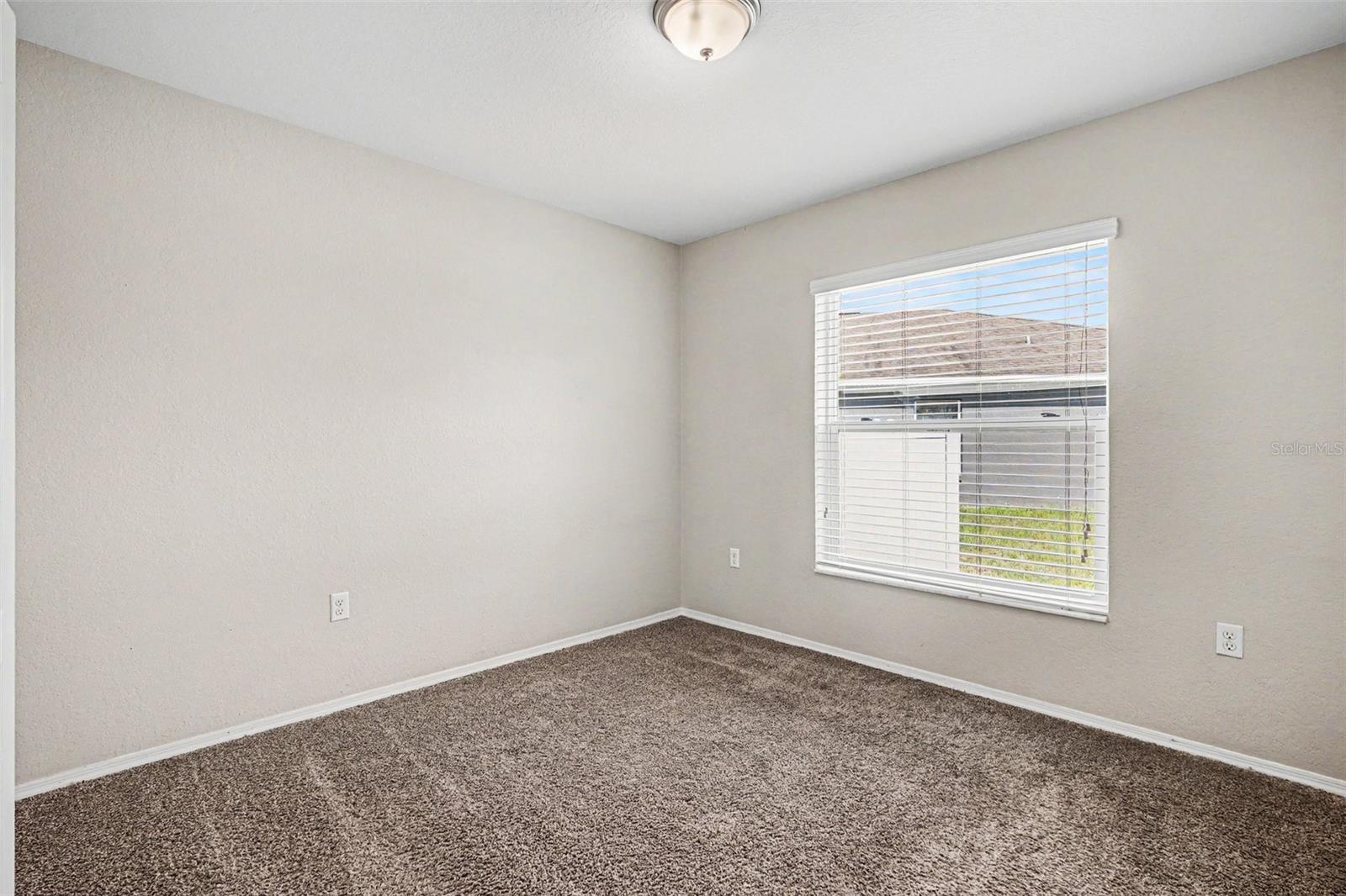 8187 Woodvine Cir Property Photo 11
