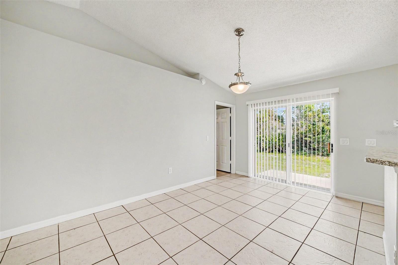 3156 Coventry St Property Photo 12
