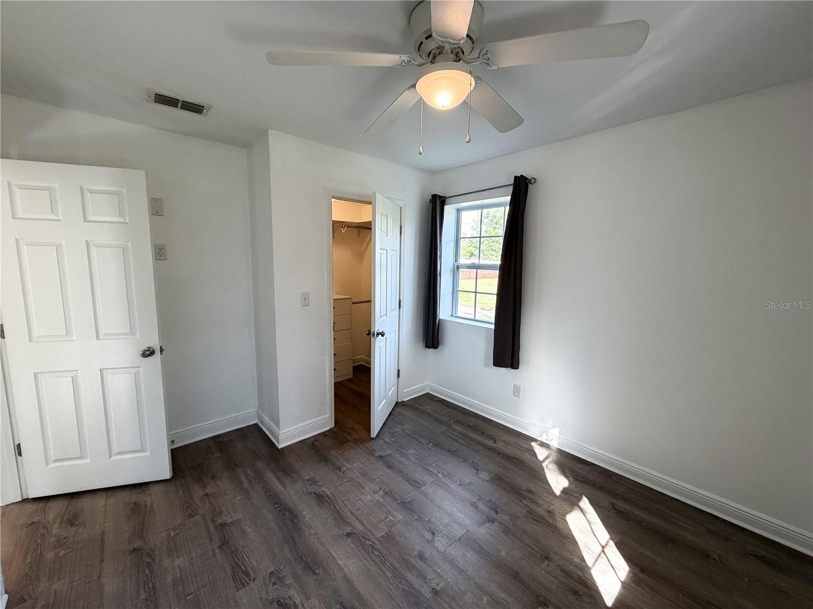 904 Kensington Dr Property Photo 23