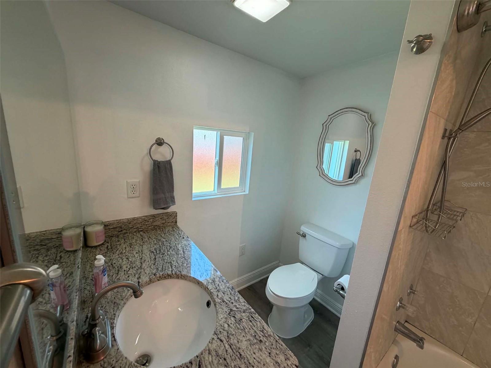 904 Kensington Dr Property Photo 39