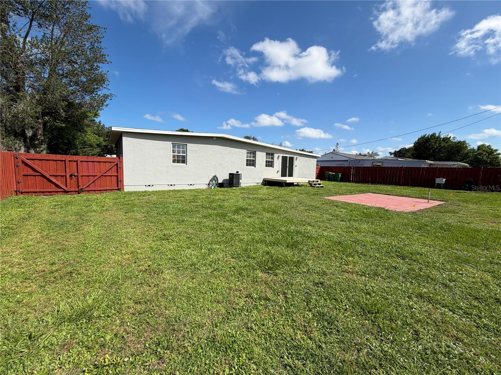 904 Kensington Dr Property Photo 41