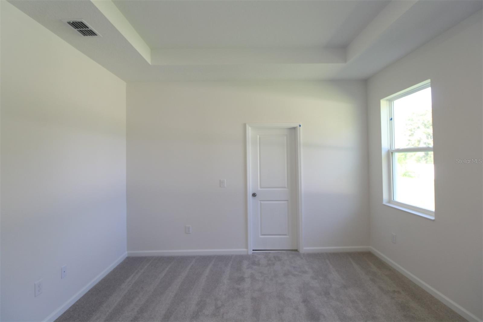 1296 Hyde St Property Photo 8
