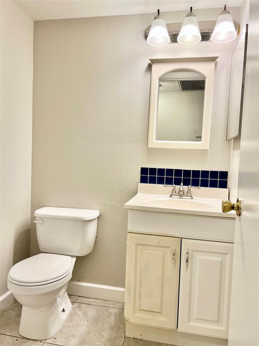 6065 Village Cir #6065 Property Photo 18