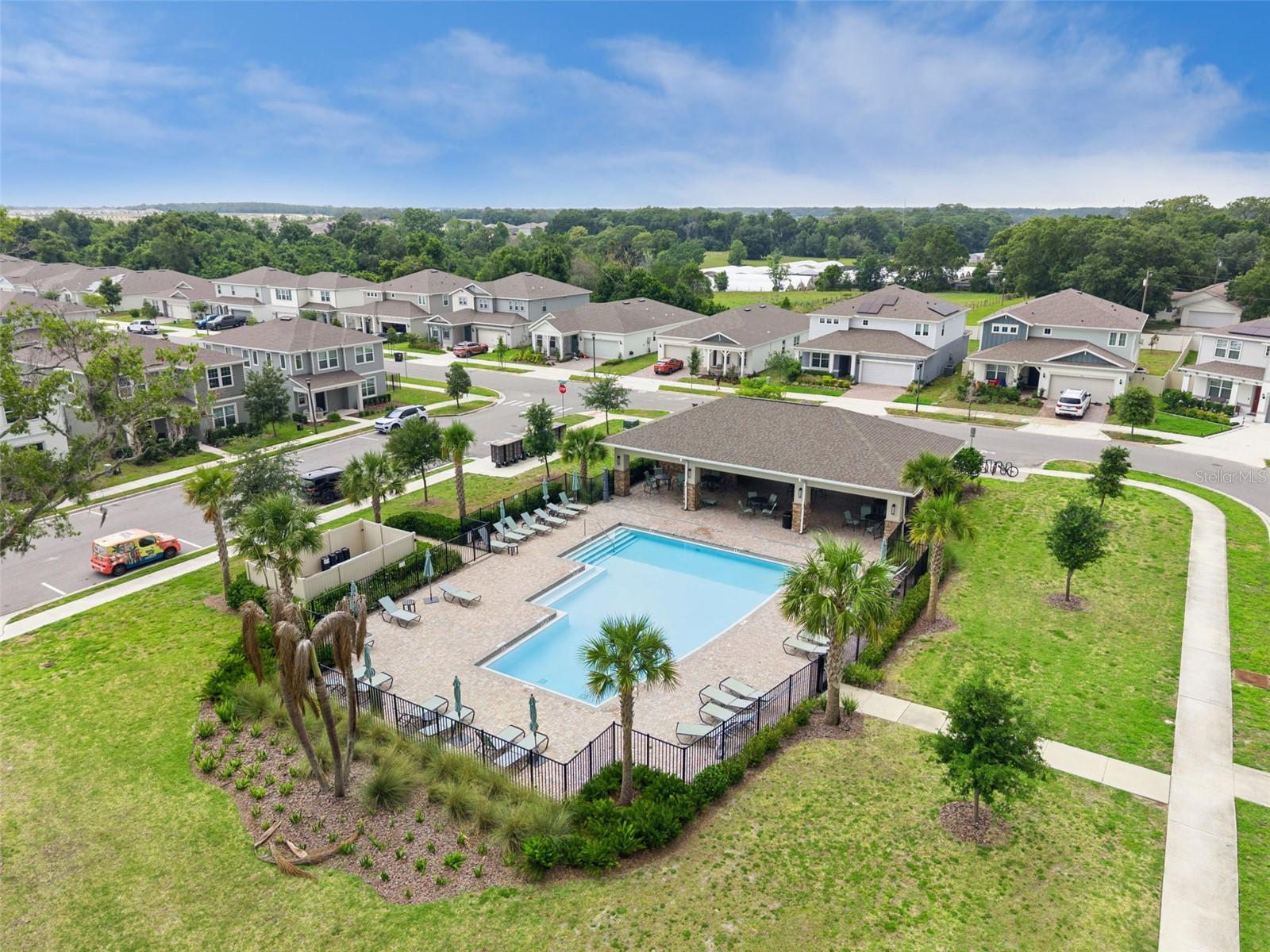 4062 Feather Tree Dr Property Photo 2