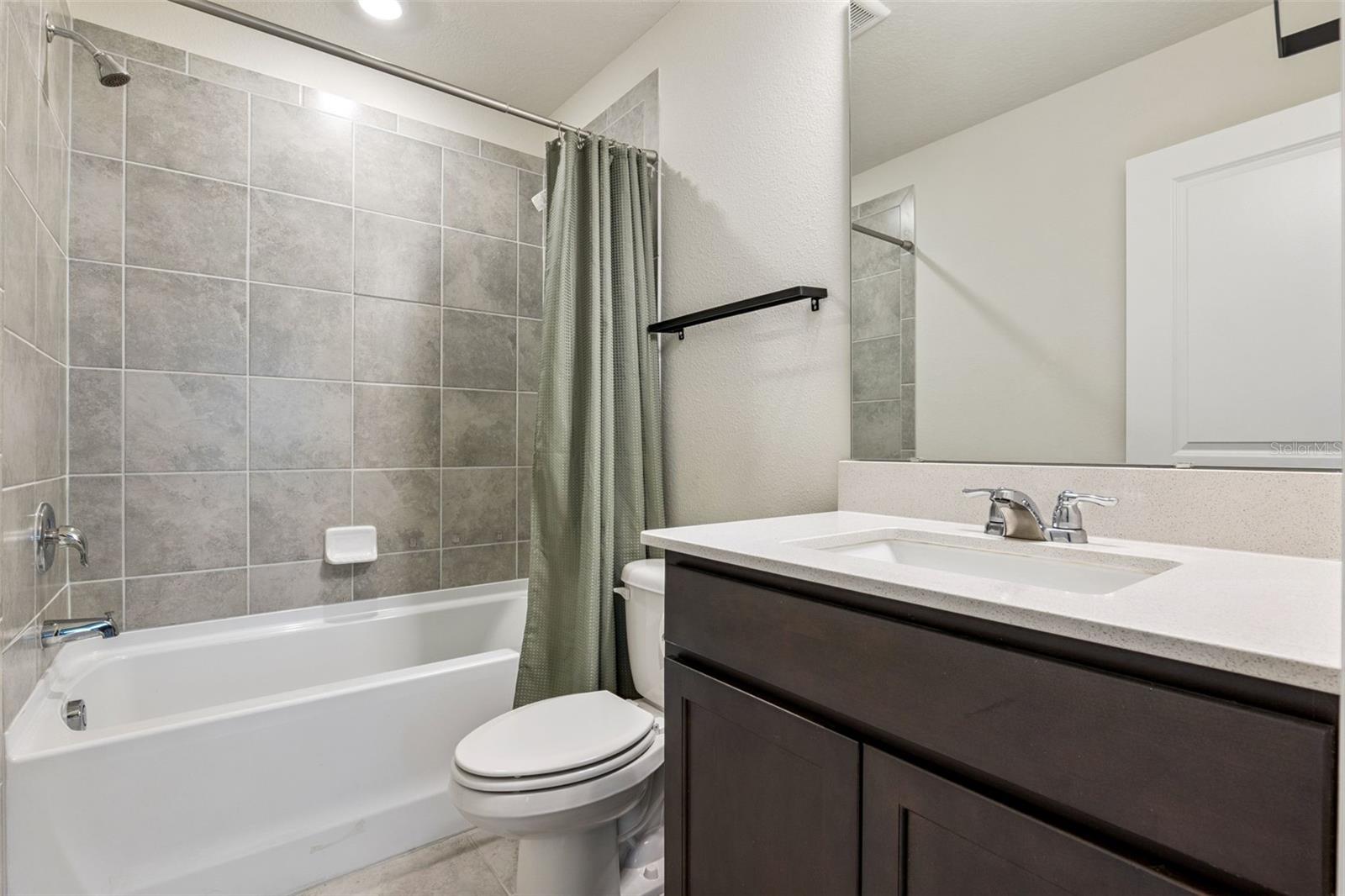 4062 Feather Tree Dr Property Photo 23