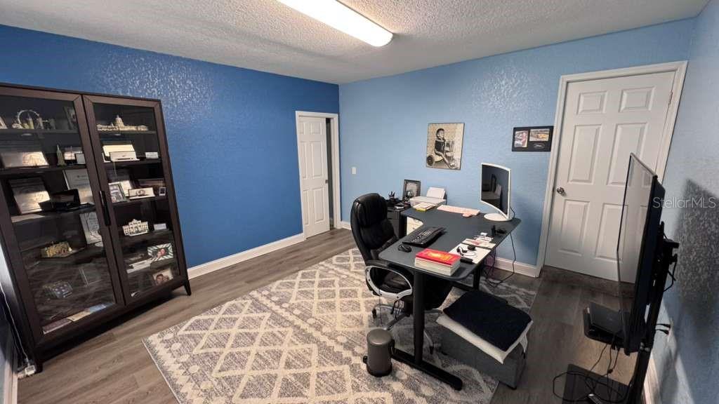 4627 Woodlot Ct Property Photo 7
