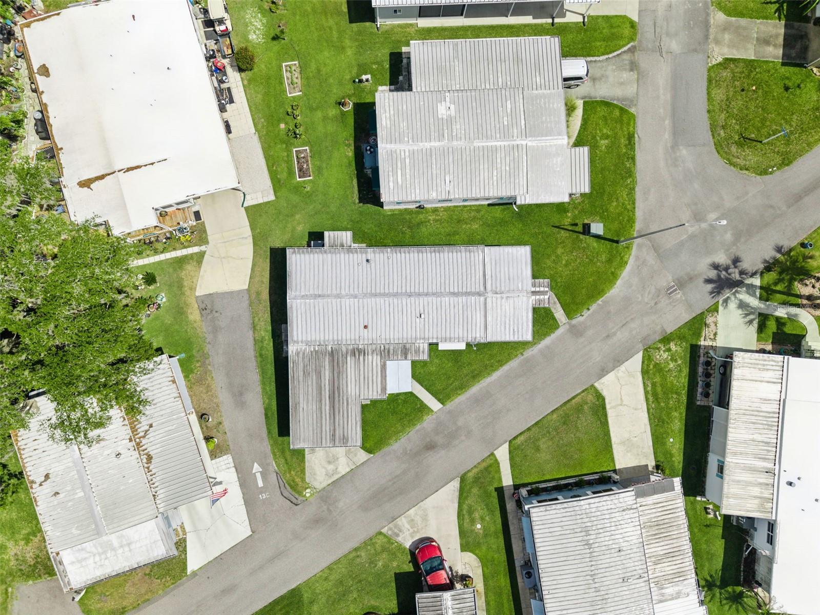13 Cocos Plumosa Dr #b Property Photo 28