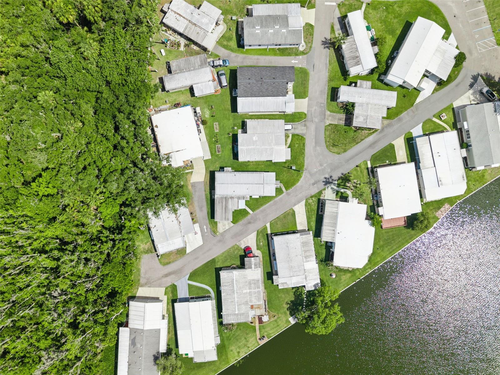 13 Cocos Plumosa Dr #b Property Photo 33