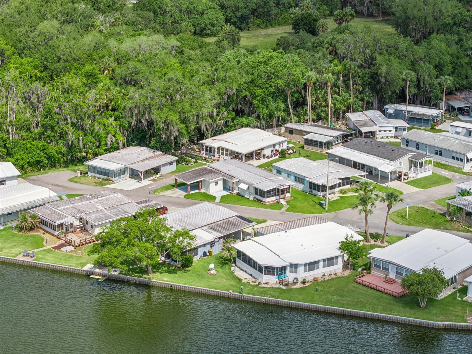 13 Cocos Plumosa Dr #b Property Photo 45