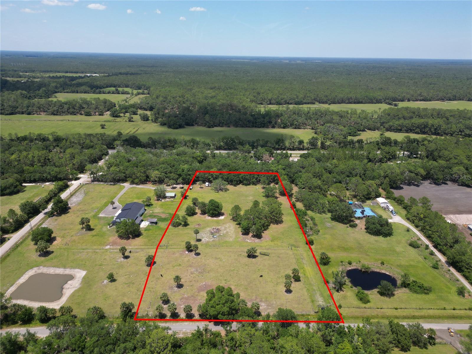 1234 Quail Run Property Photo 9