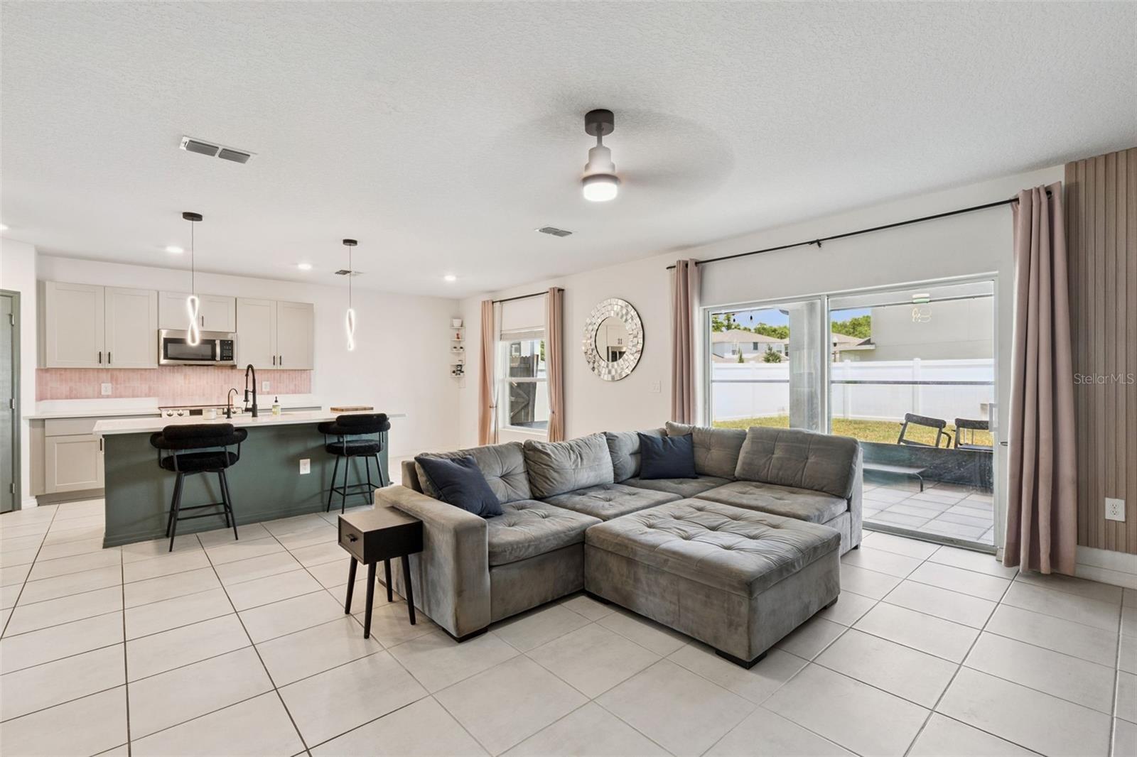 584 Pink Ibis Bnd Property Photo 9