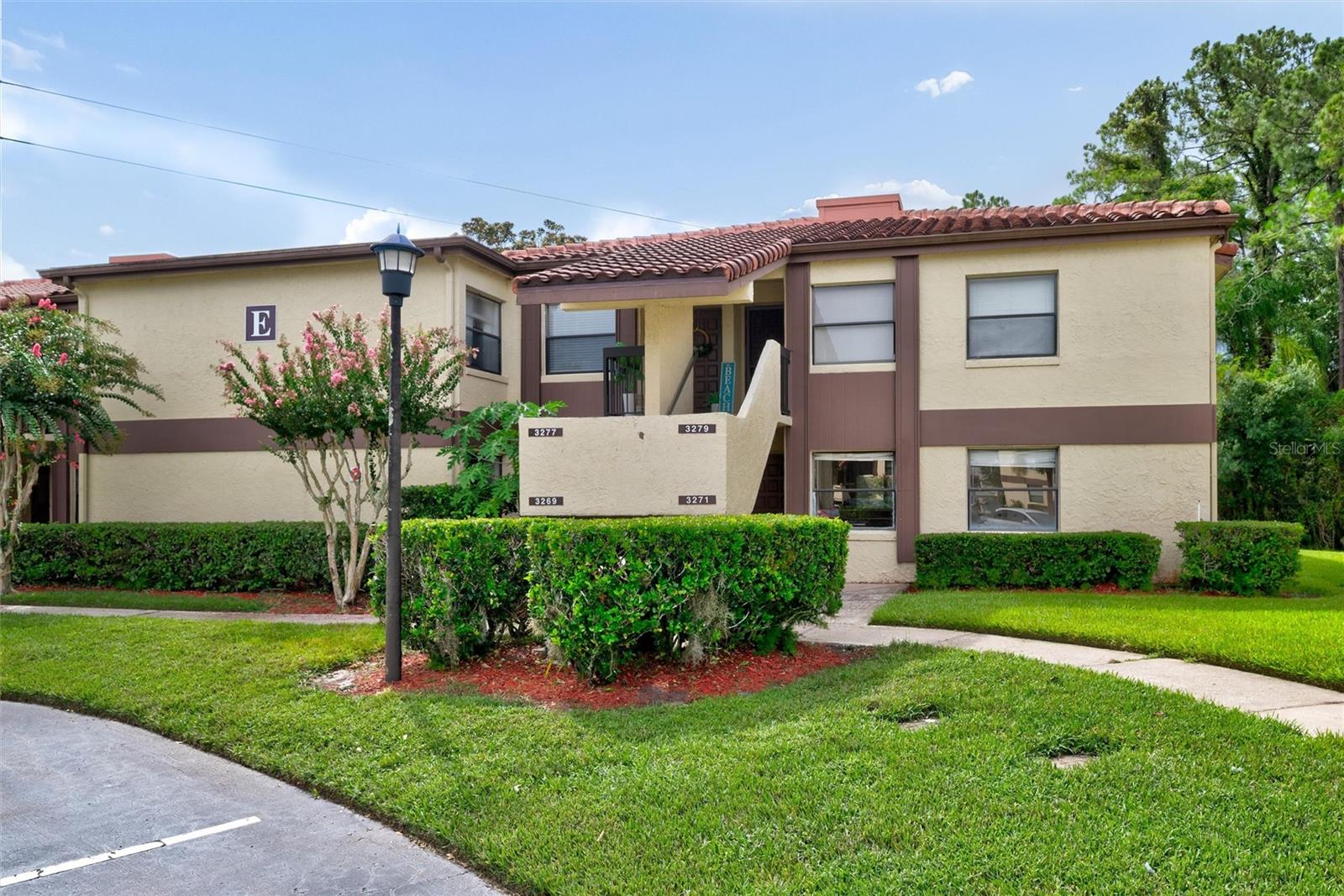 3269 Westridge Blvd #103 Property Photo 1