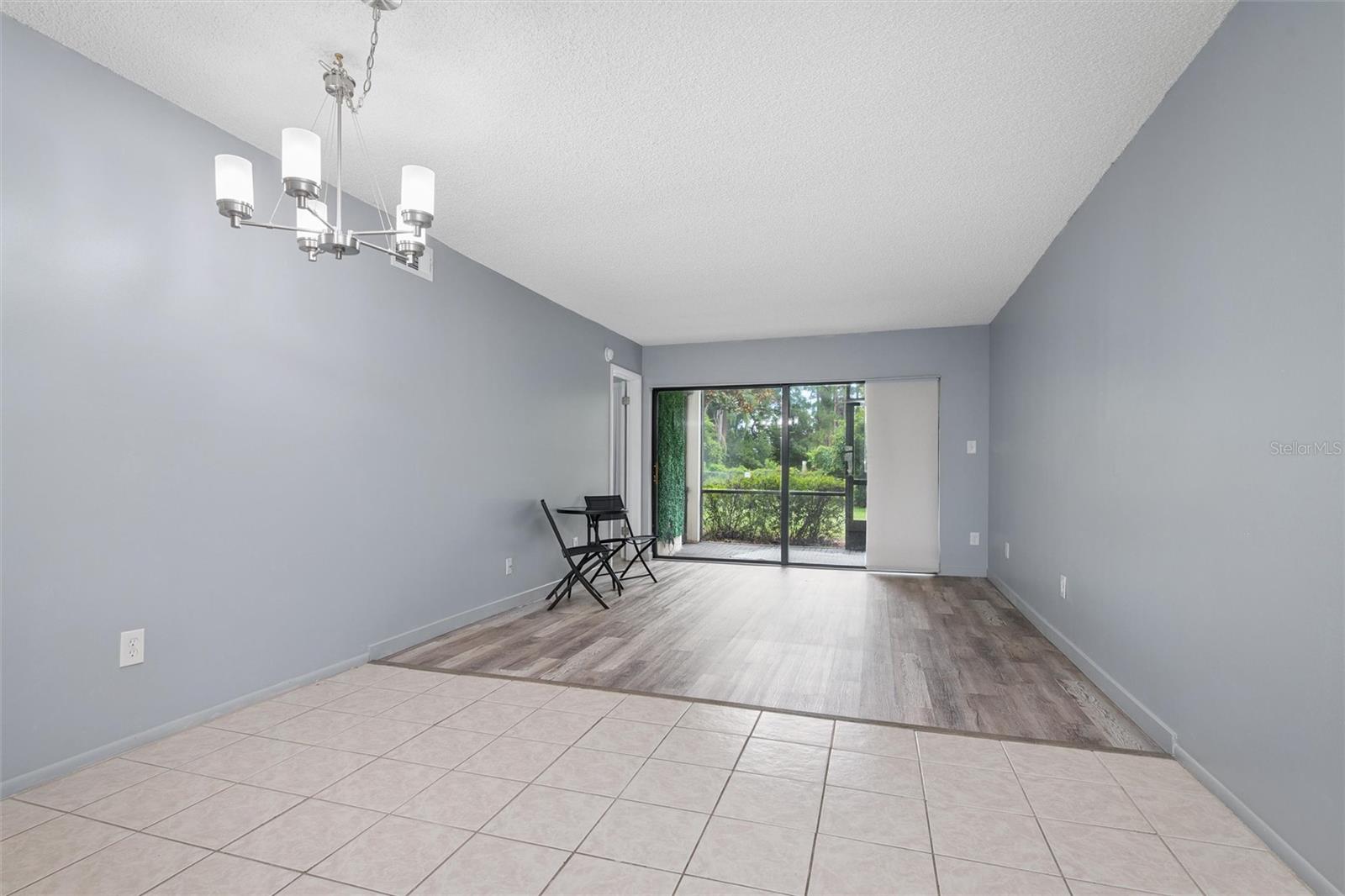 3269 Westridge Blvd #103 Property Photo 3