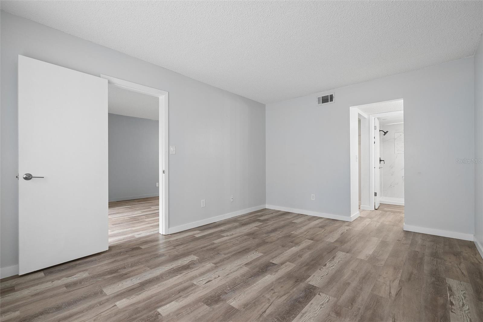 3269 Westridge Blvd #103 Property Photo 7