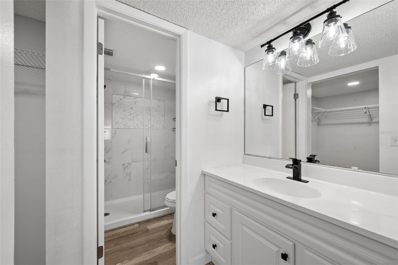 3269 Westridge Blvd #103 Property Photo 9