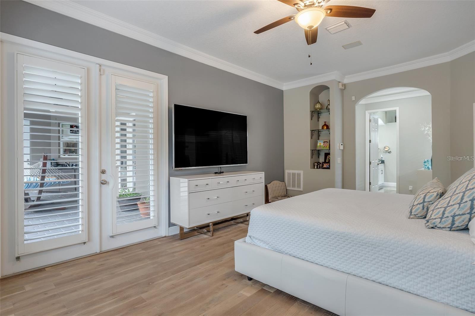 8629 Great Cove Dr Property Photo 14