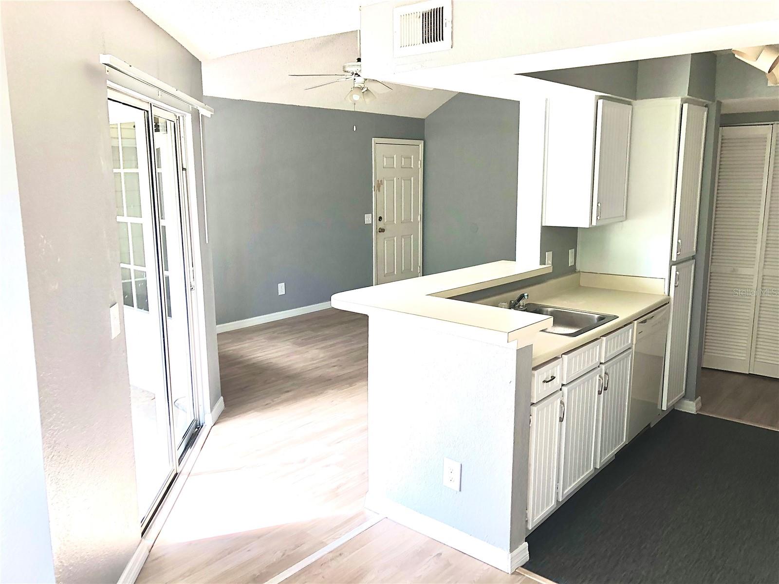 1037 S Hiawassee Rd #2835 Property Photo 5