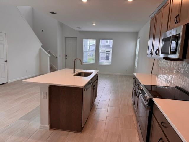 392 Oak Flat Aly Property Photo 5