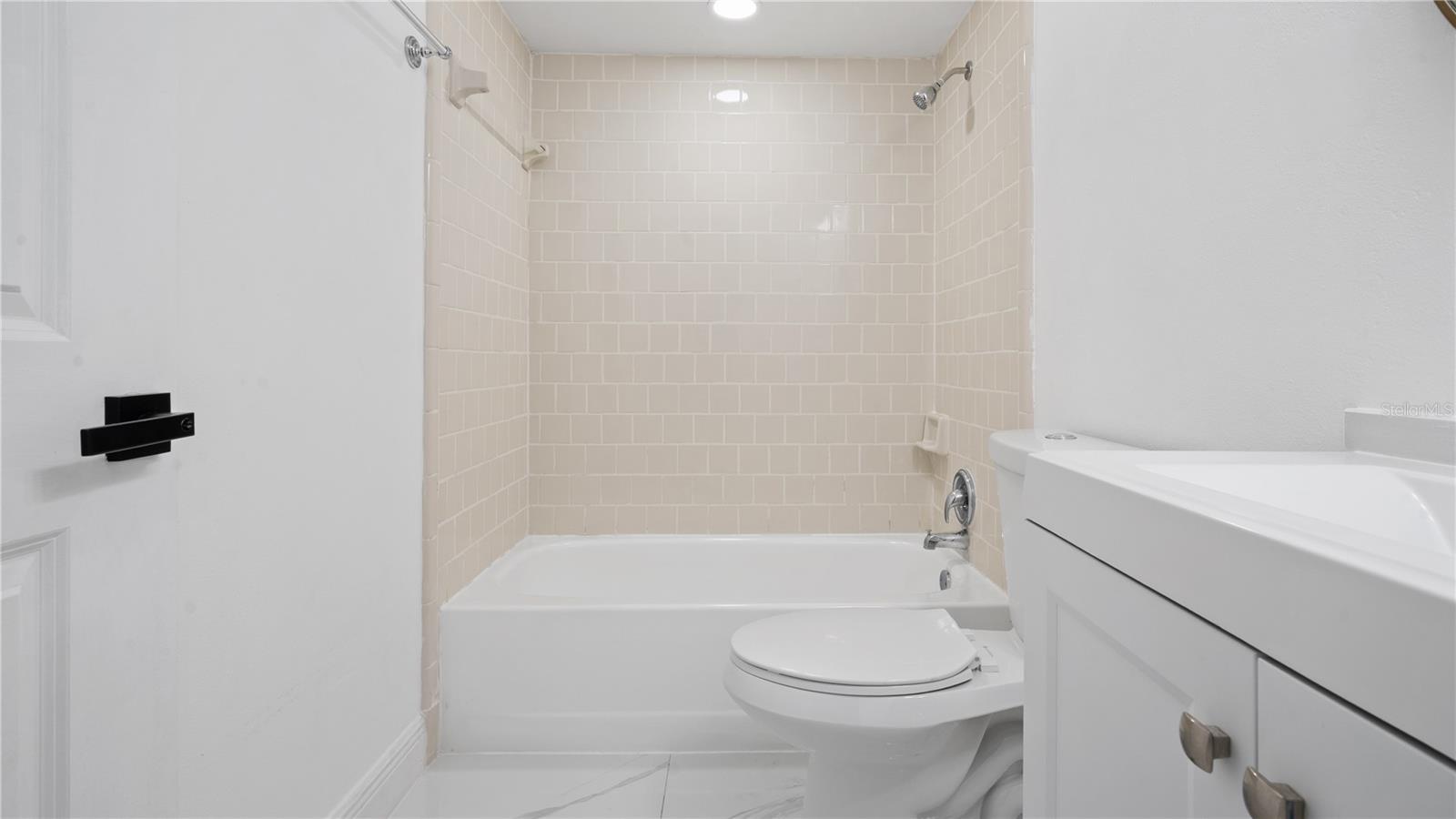 4999 Dover Cir Property Photo 16