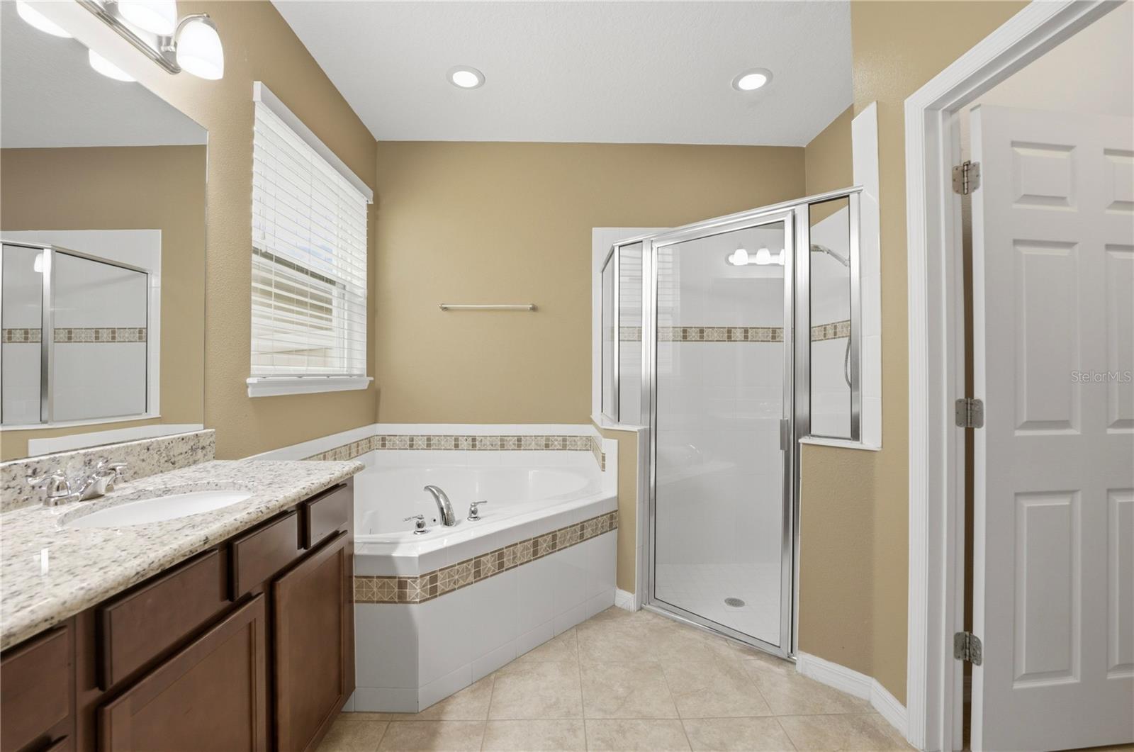 5248 Landmark Dr Property Photo 24