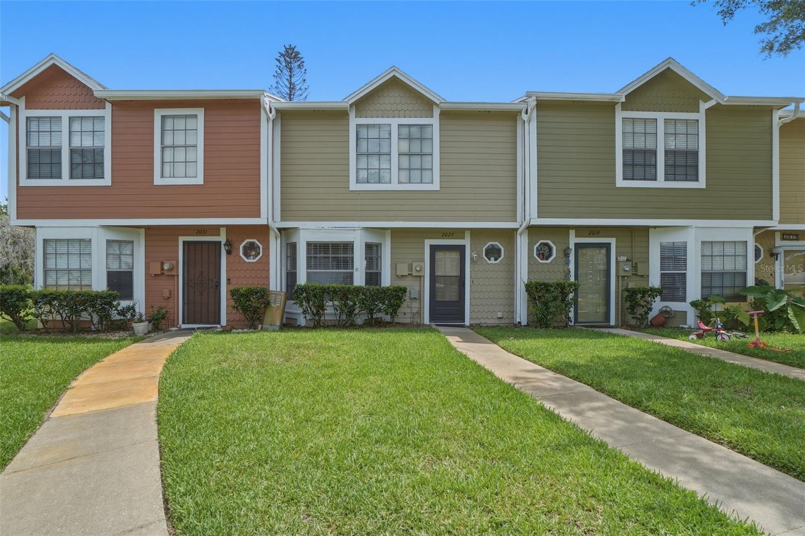 2025 Waterleaf St Property Photo 1