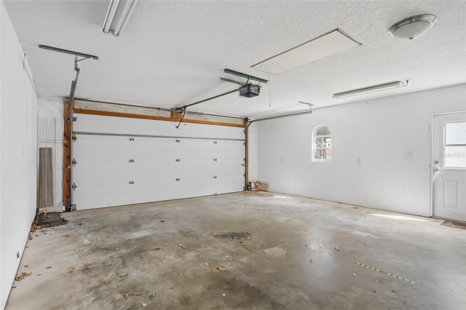 112 Augusta Cir Property Photo 30