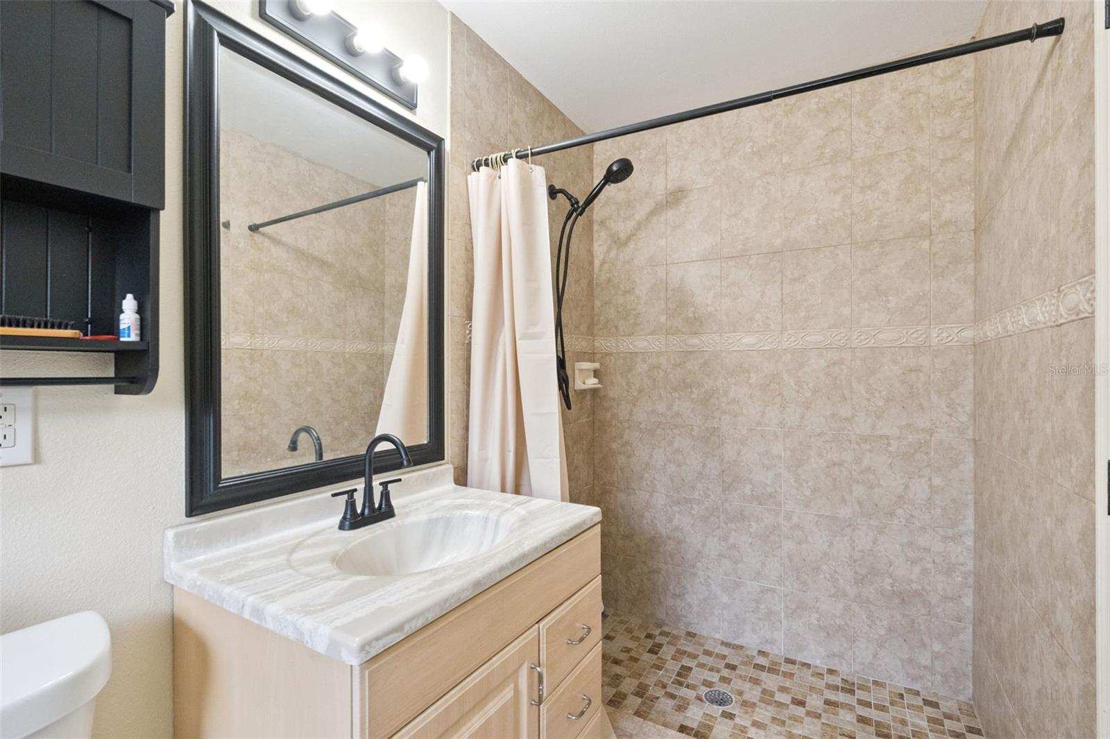 2744 Palm Isle Way Property Photo 9