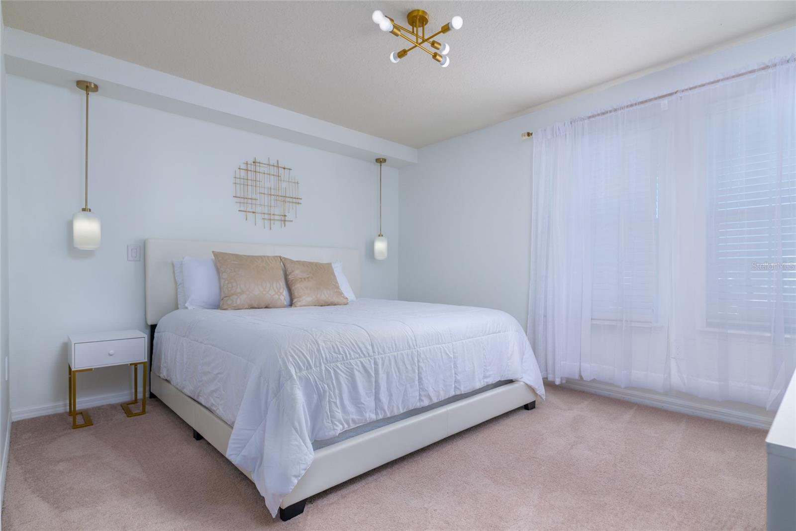 3217 Lilac Way Property Photo 13