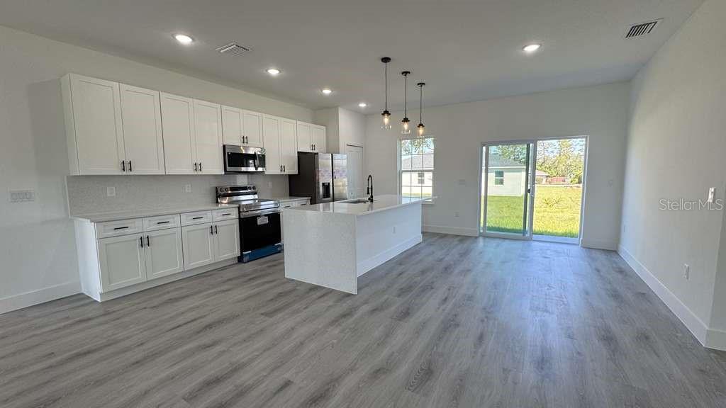 2487 Sw 167th Loop Property Photo 3