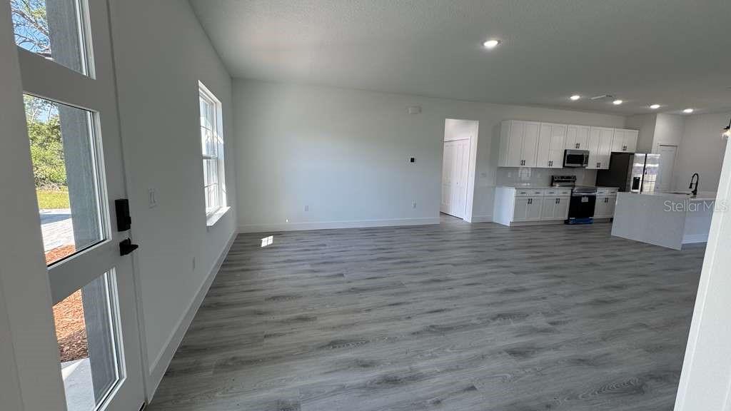 2487 Sw 167th Loop Property Photo 5