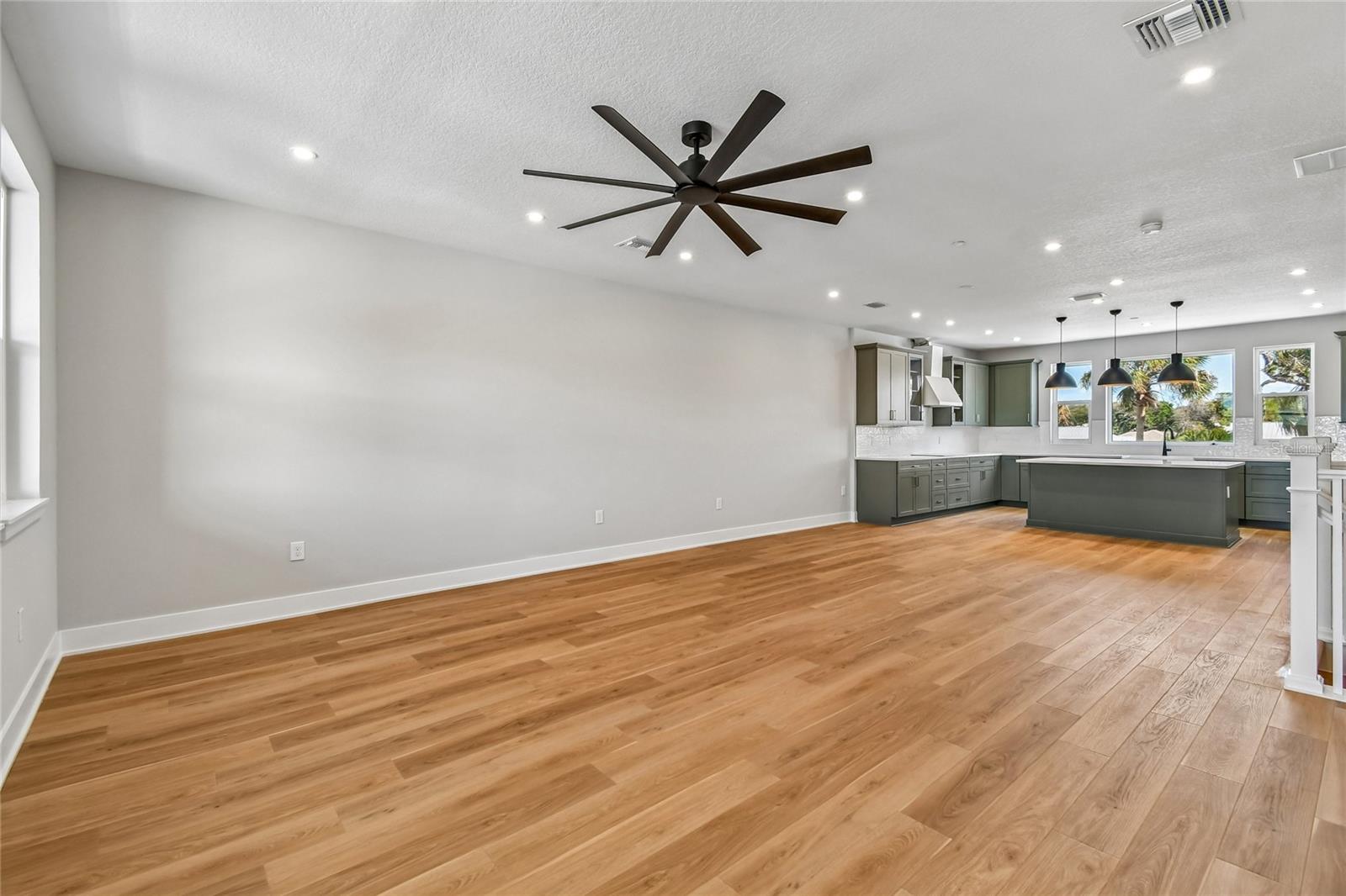 3103 Tidewatch Loop Property Photo 5