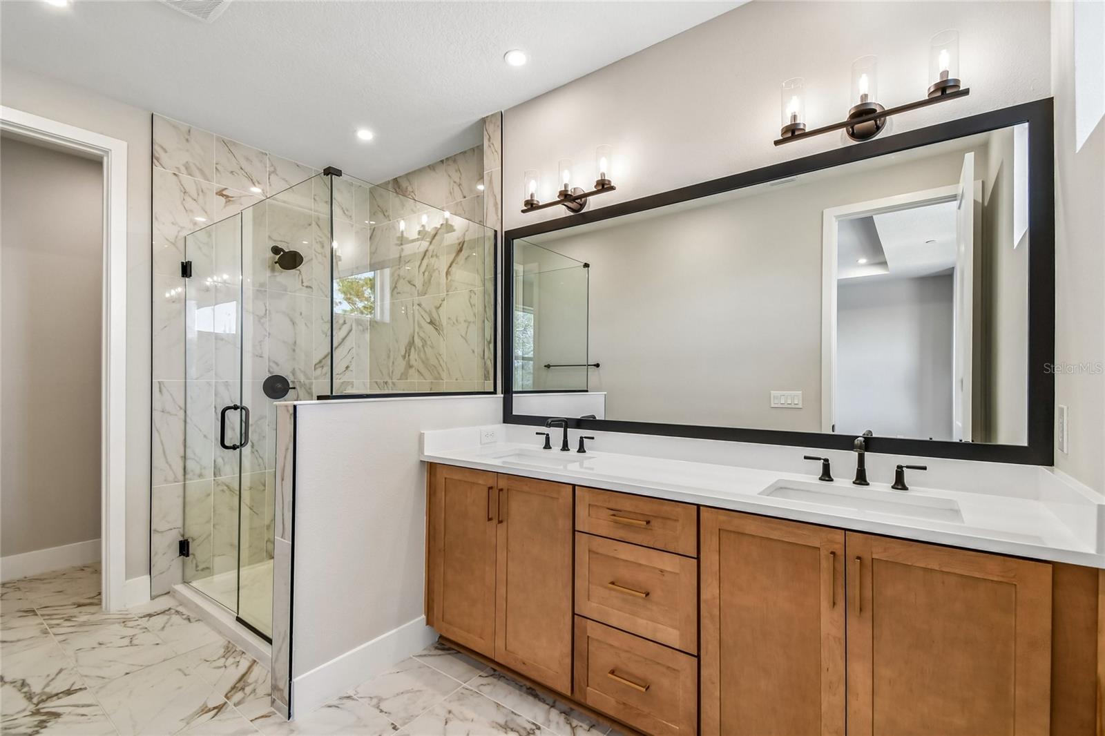 3103 Tidewatch Loop Property Photo 12