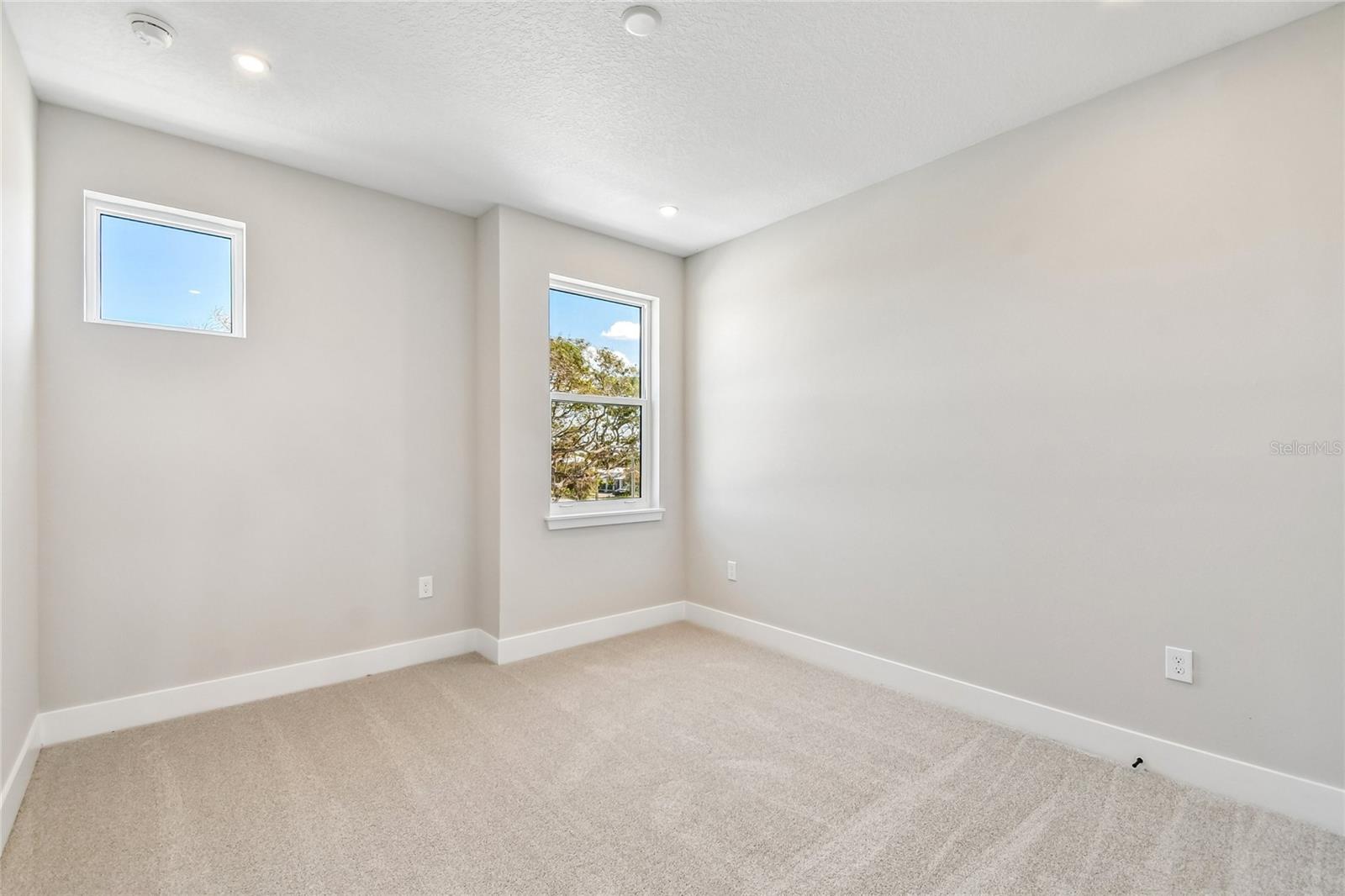 3103 Tidewatch Loop Property Photo 13