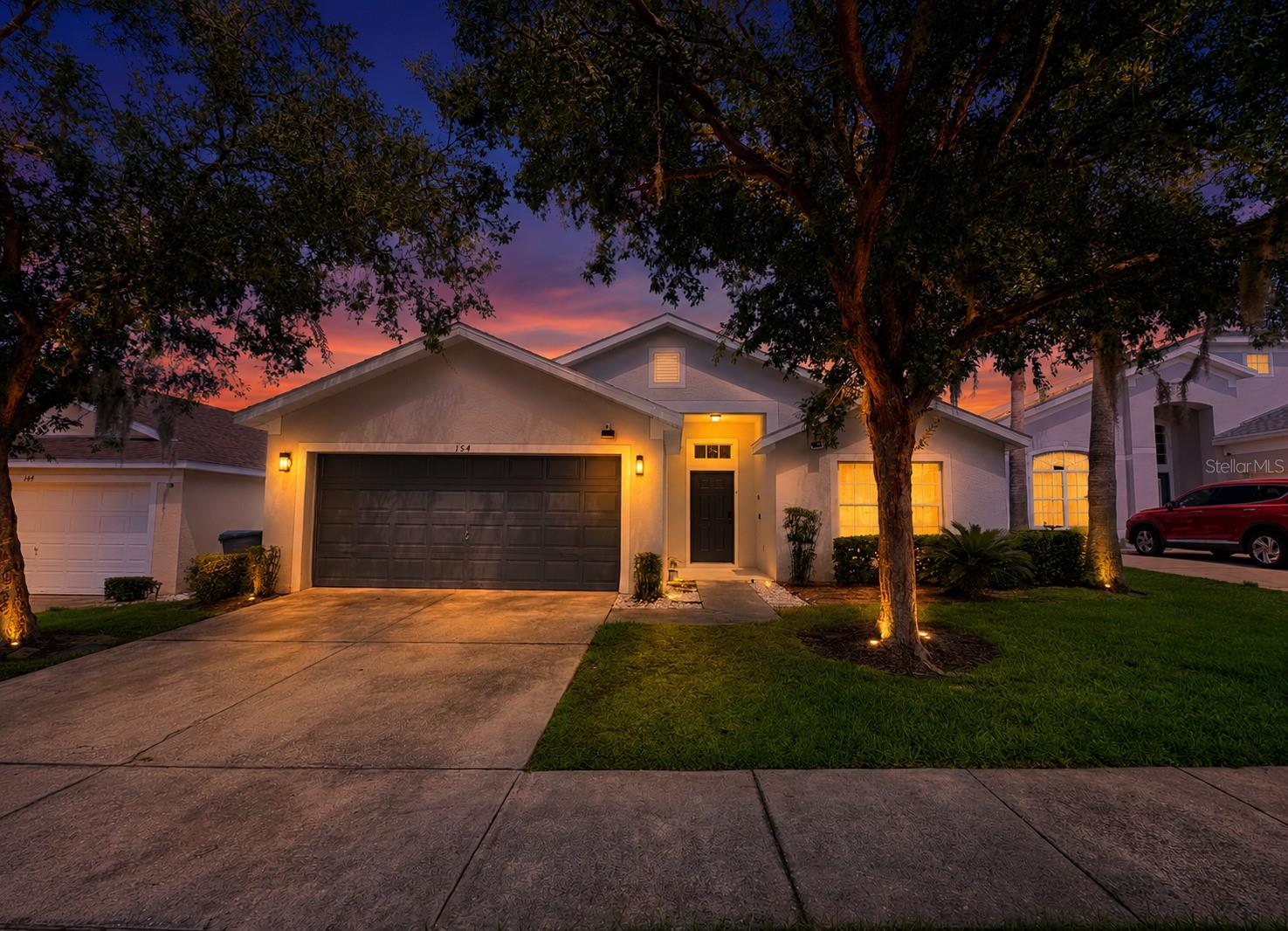 154 Castlemain Cir Property Photo 1