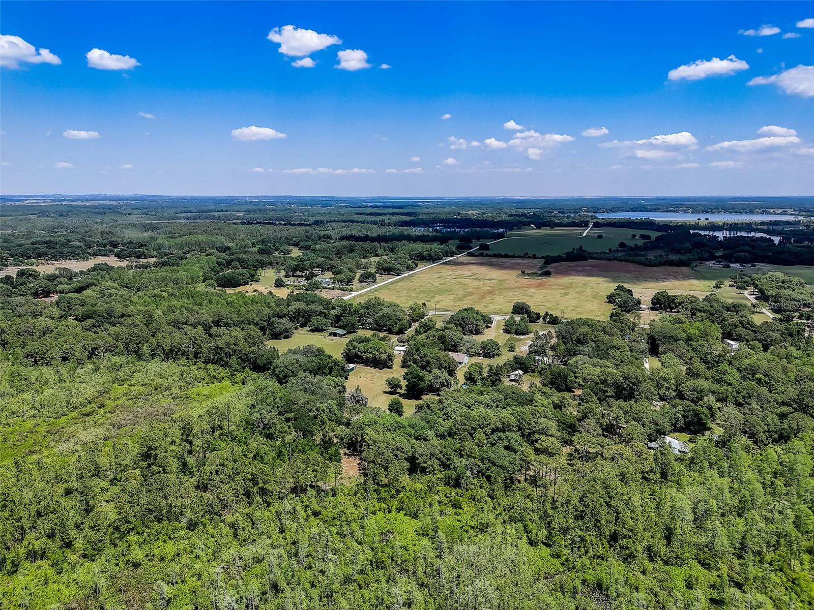 7119 State Road 33 Property Photo 6