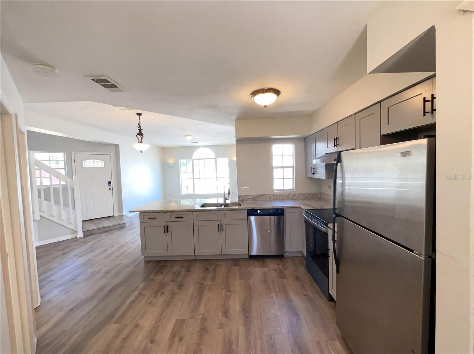 780 Olympic Cir #i3 Property Photo 10